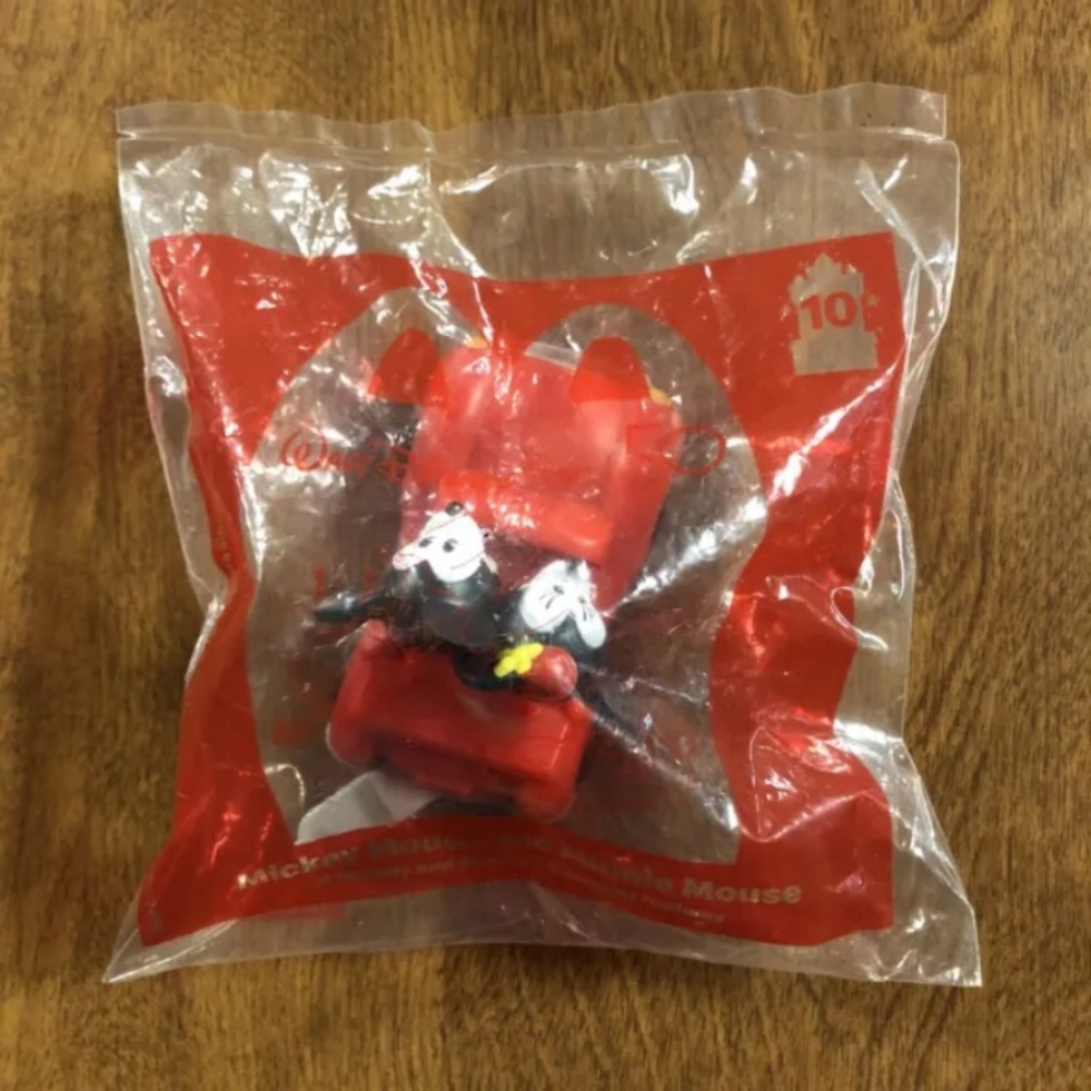 2022 McDonald’s Happy Meal Toy Disney #10 MICKEY MOUSE AND MINNIE MOUSE